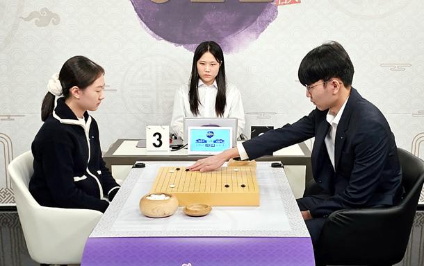 世界围棋高手云集，排名更新，竞技热潮持续升温